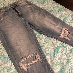 American Eagle Mom Jean